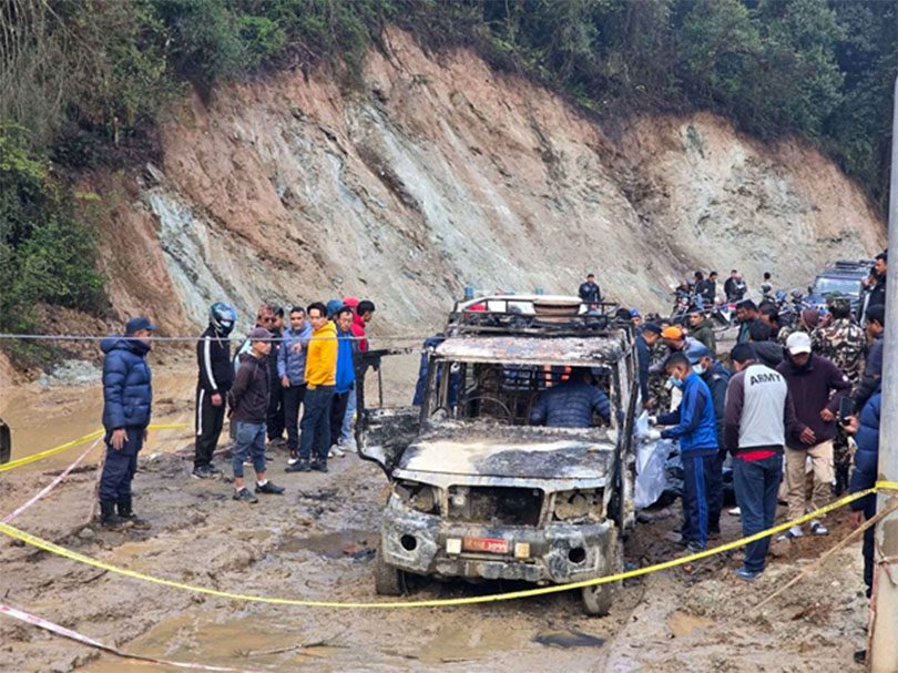 गुडिरहेको बोलेरोमा करेन्ट प्रवाह: ललितपुरकी १६ वर्षीया किशोरीको मृत्यु, आमाछोरा घाइते